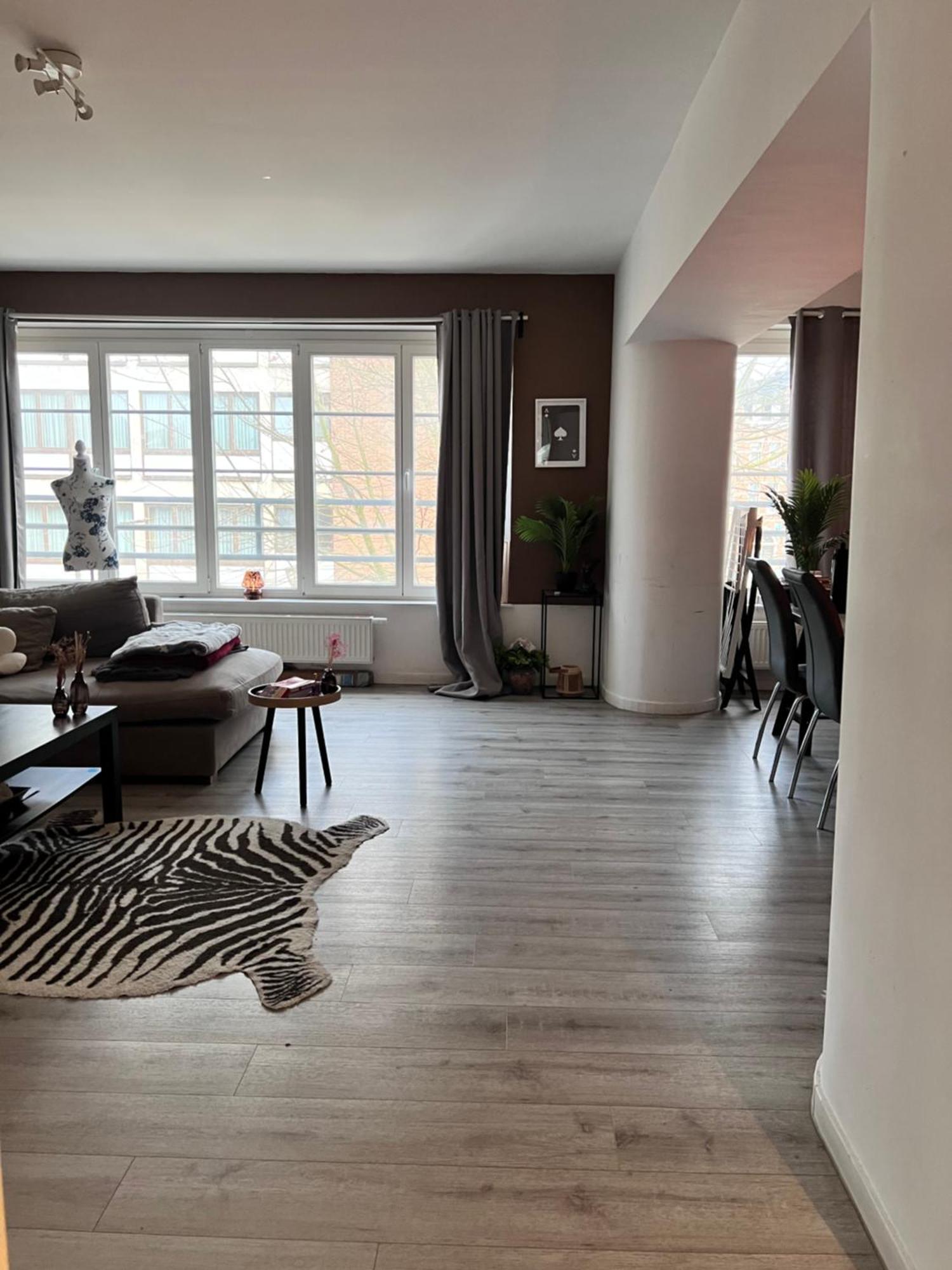 Séjour chez l'habitant Chambre Et Etage Prives Dans Un Duplex Moderne *